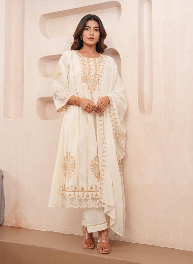 دي دبليو طقم كورتا قطن مطرزة بالأزهار مع بنطال ودوباتا للنساء - Image 5